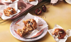 Spiced cottage cheese and date muffins