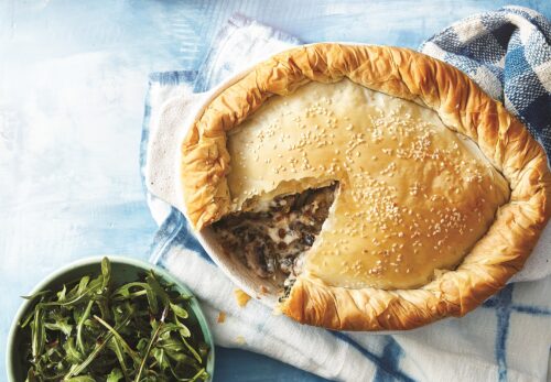 Creamy mushroom and lentil filo pie