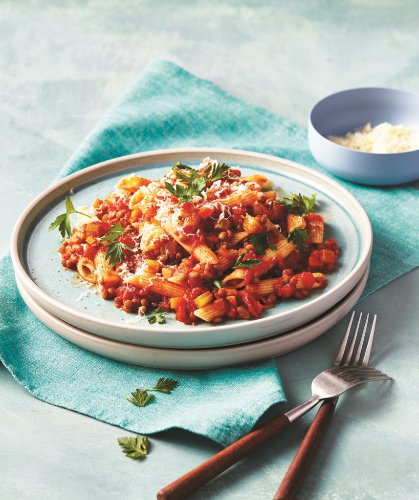 Tomato and lentil penne